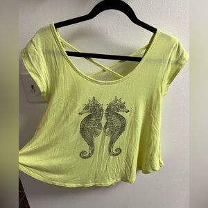 Billabong Women’s Yellow T-Shirt Flowy Beach Cover Up Size M with seahorses!